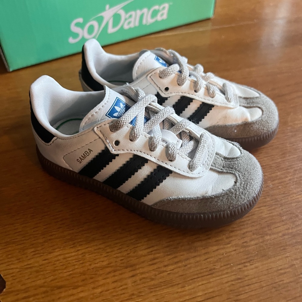 Toddler size 5 Adidas Sambas